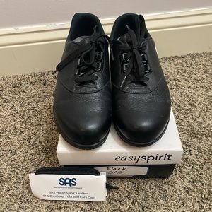 SAS Nonslip black shoes